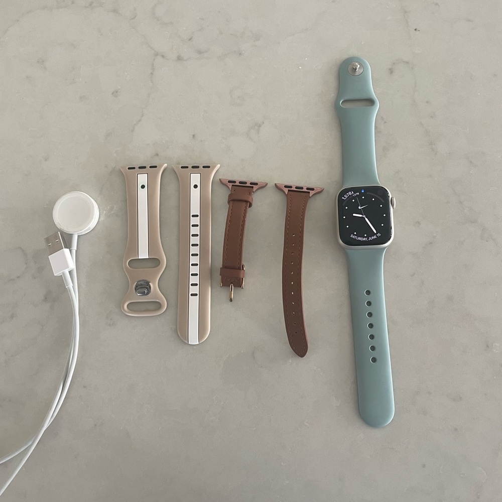 Apple IWatch Series 8 GPS + Cellular 41mm Starlight aluminum case
